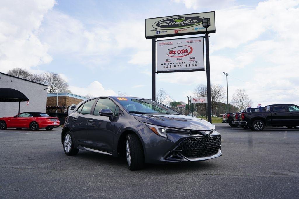 Toyota Corolla SE Hatchback 2025