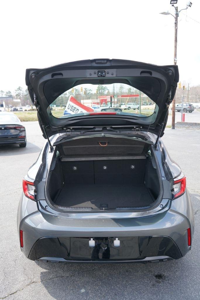 Toyota Corolla SE Hatchback 2025