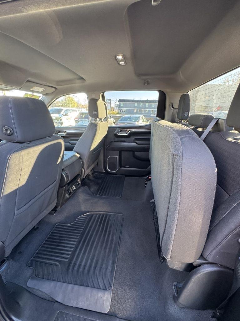 Chevrolet Silverado 1500 LT-L Crew Cab 4WD 2022