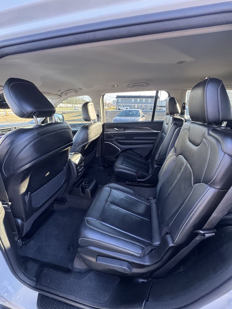 Jeep Grand Cherokee L Limited 4WD 2022