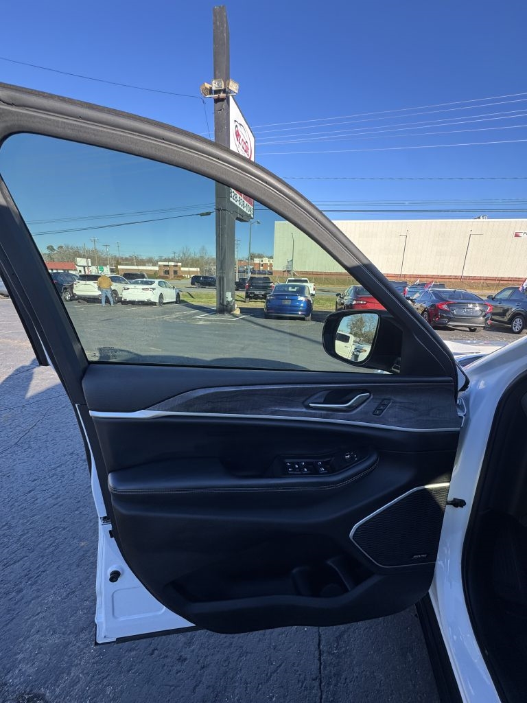 Jeep Grand Cherokee L Limited 4WD 2022