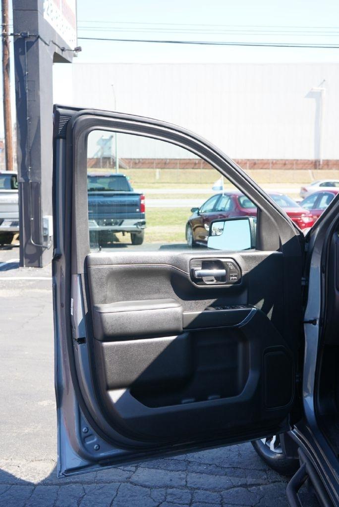 GMC Sierra 1500 AT4 Crew Cab Long Box 4WD 2021