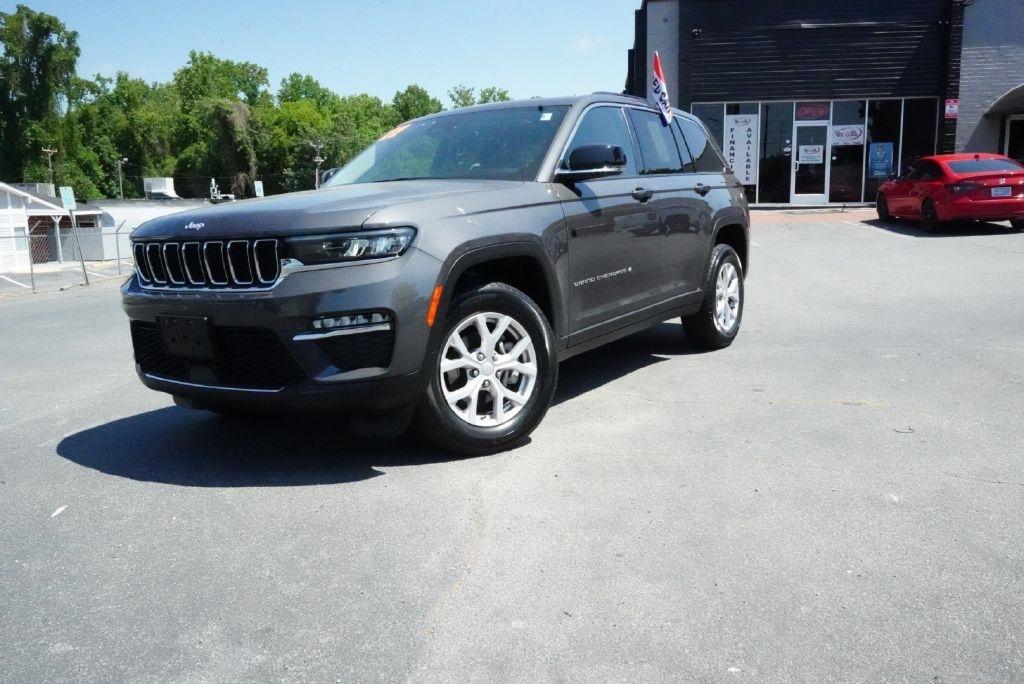 2022 Jeep Grand Cherokee Limited 4x4's photo