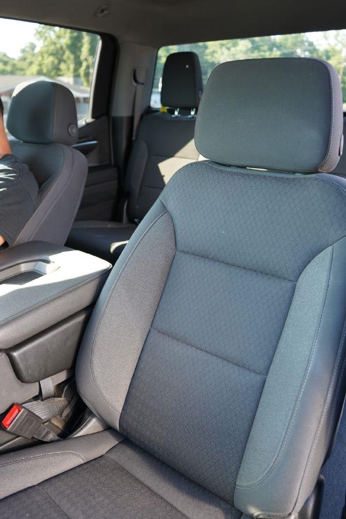 Chevrolet Silverado 1500 LT Crew Cab 4WD 2023