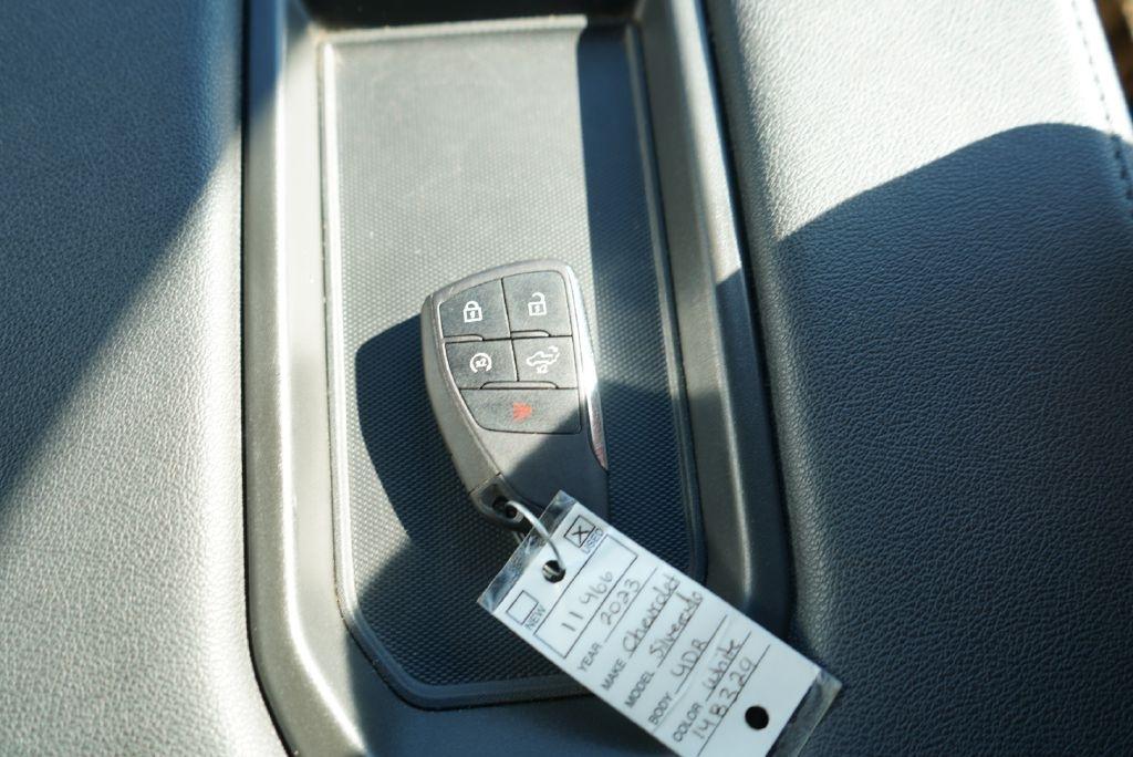 Chevrolet Silverado 1500 LT Crew Cab 4WD 2023