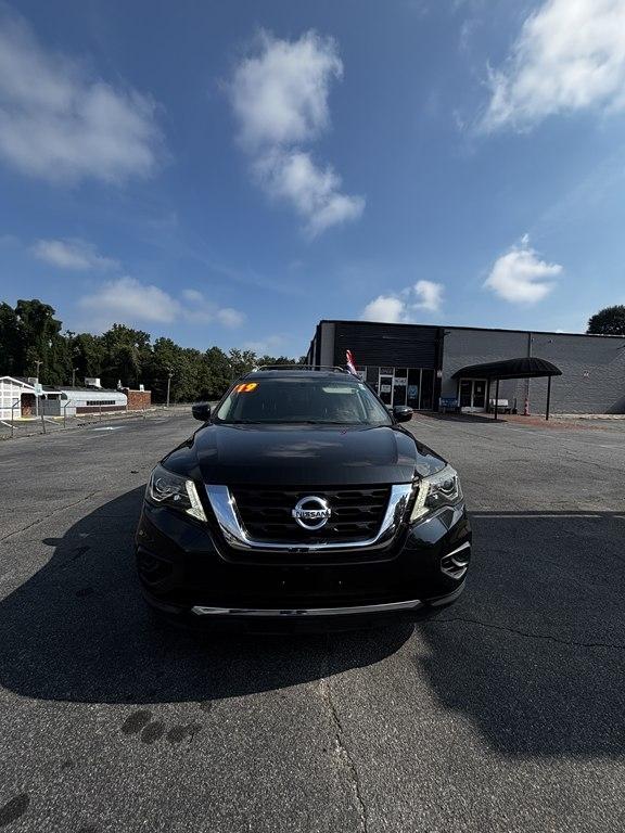 Nissan Pathfinder S 2WD 2019