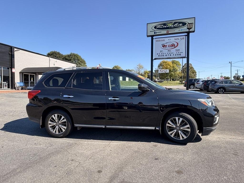 Nissan Pathfinder S 2WD 2019