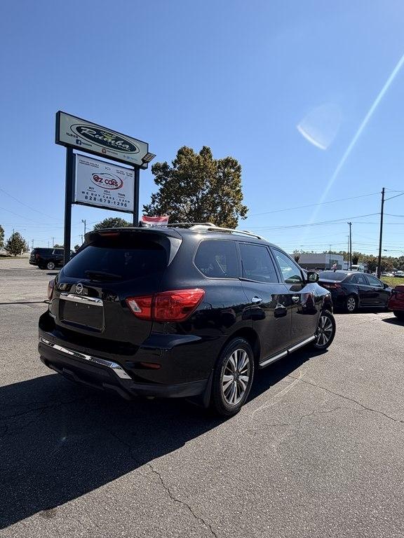 Nissan Pathfinder S 2WD 2019