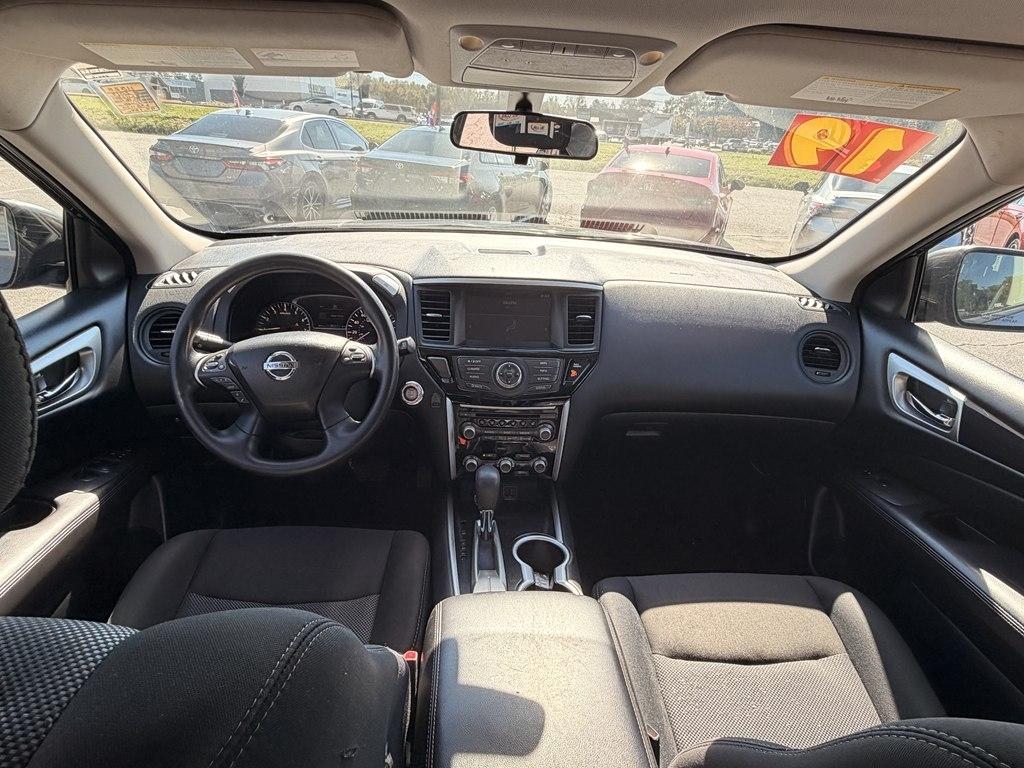 Nissan Pathfinder S 2WD 2019