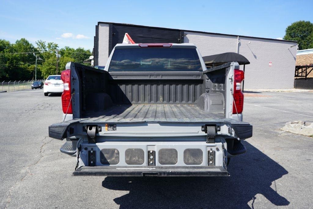 Chevrolet Silverado 1500 Custom Crew Cab 4WD 2024