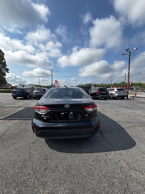 Toyota Corolla LE 2024