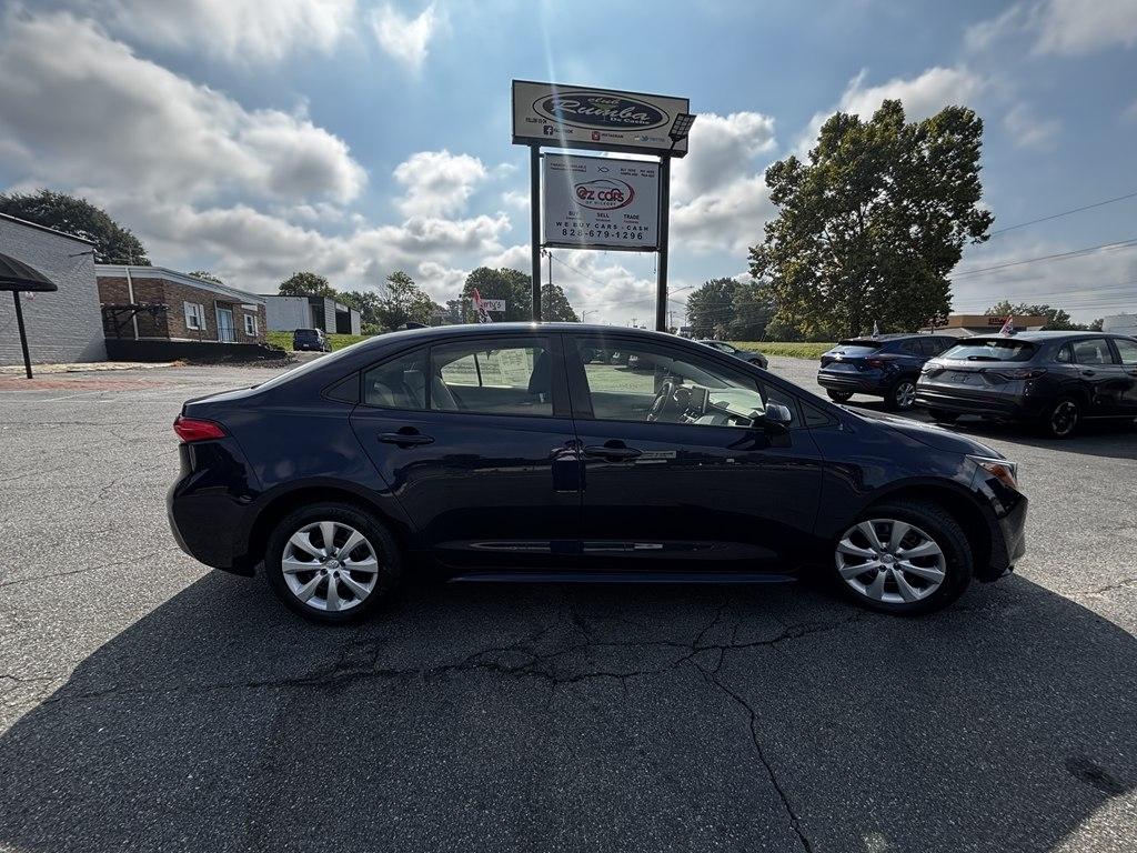 Toyota Corolla LE 2021