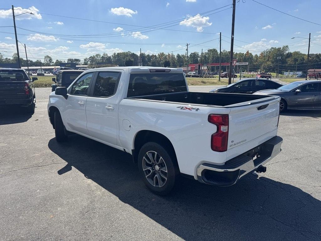 Chevrolet Silverado 1500 LT-L Crew Cab 4WD 2023