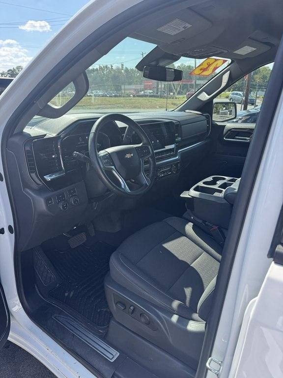 Chevrolet Silverado 1500 LT-L Crew Cab 4WD 2023