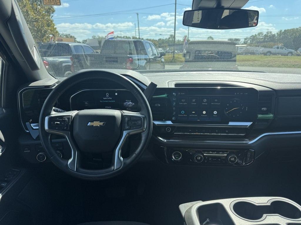 Chevrolet Silverado 1500 LT-L Crew Cab 4WD 2023