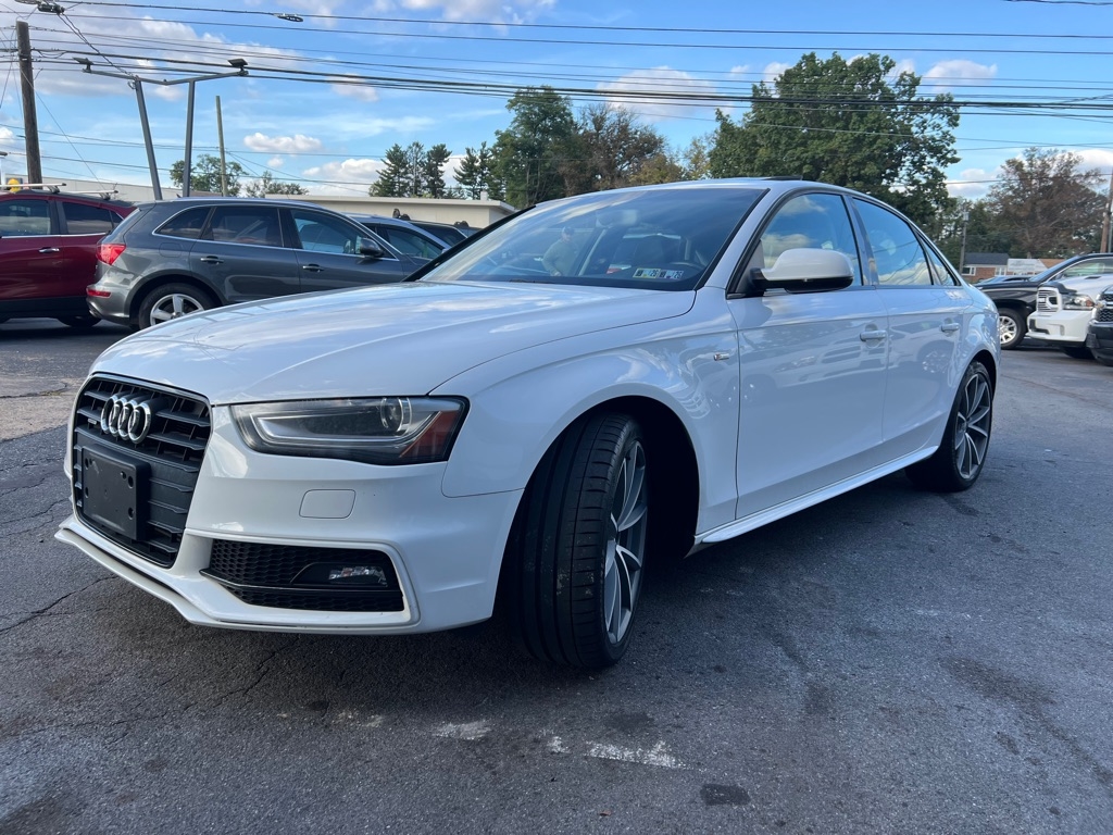 Audi A4 2.0T Premium quattro Sedan AWD 8A 2016 Audi A4 2.0T Premium quattro Sedan AWD 8A 2016