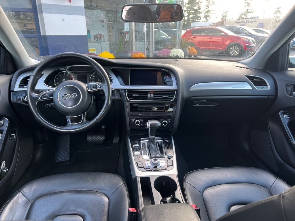 Audi A4 2.0T Premium quattro Sedan AWD 8A 2016 Audi A4 2.0T Premium quattro Sedan AWD 8A 2016