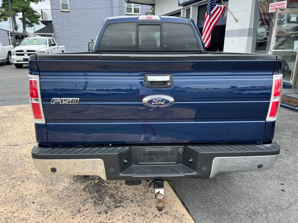 Ford F-150 XL SuperCab 8-ft. Bed 4WD 2011 Ford F-150 XL SuperCab 8-ft. Bed 4WD 2011