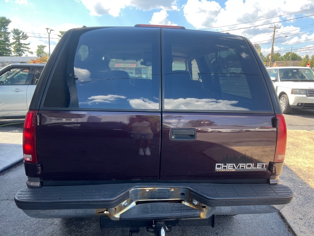 Chevrolet Tahoe 2-Door 4WD 1997 Chevrolet Tahoe 2-Door 4WD 1997
