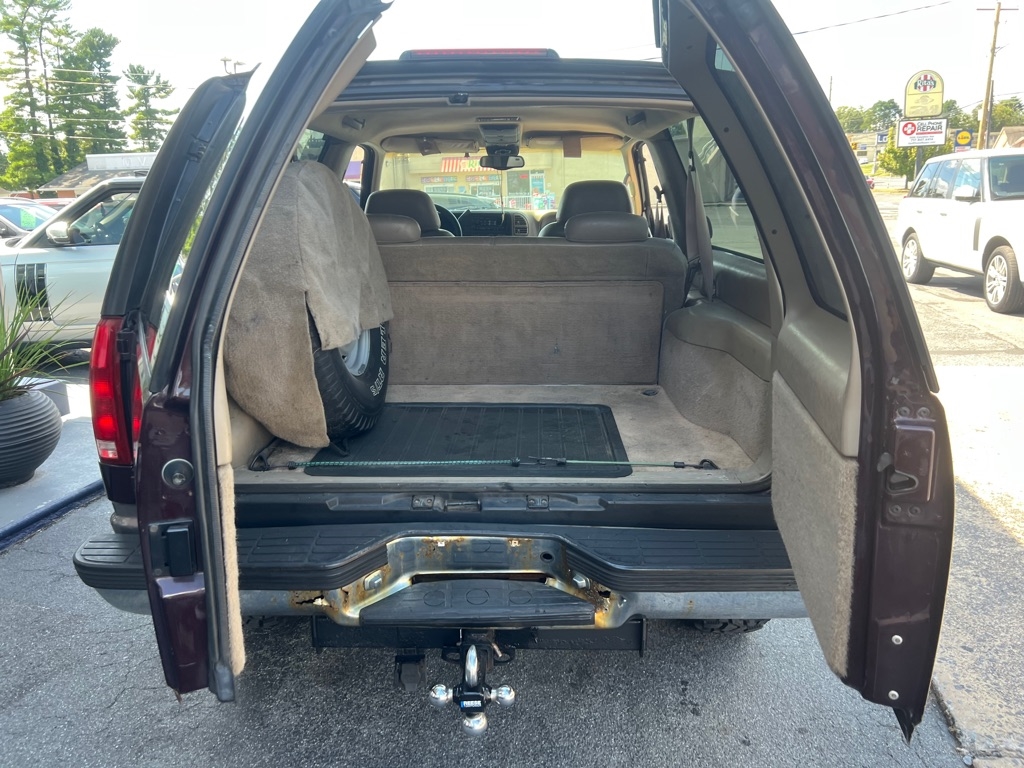 Chevrolet Tahoe 2-Door 4WD 1997 Chevrolet Tahoe 2-Door 4WD 1997