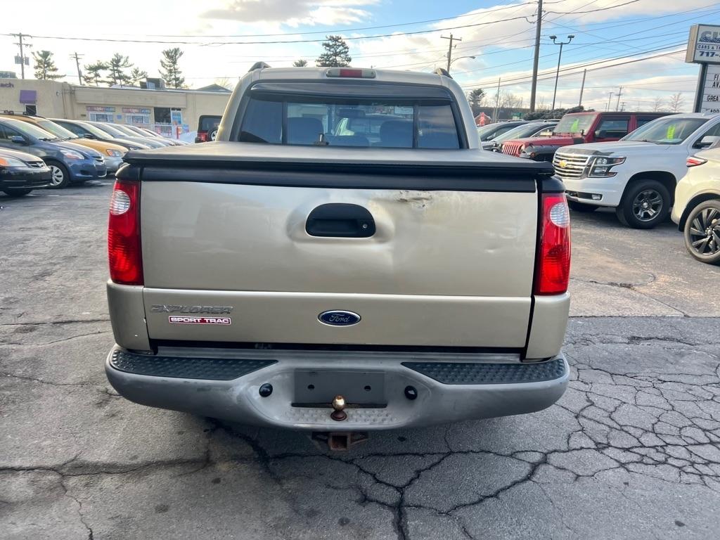 Ford Explorer Sport Trac XLS 4WD 2003