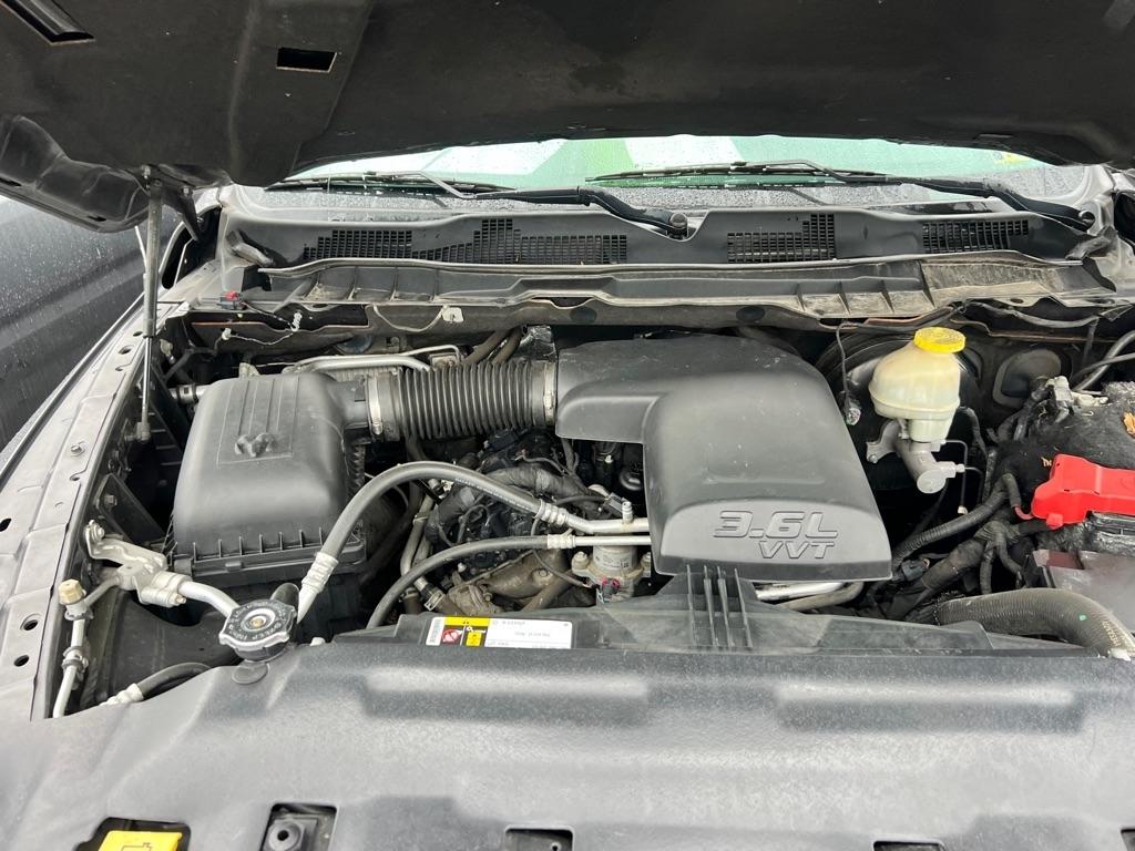 RAM 1500 Tradesman Quad Cab 4WD 2017