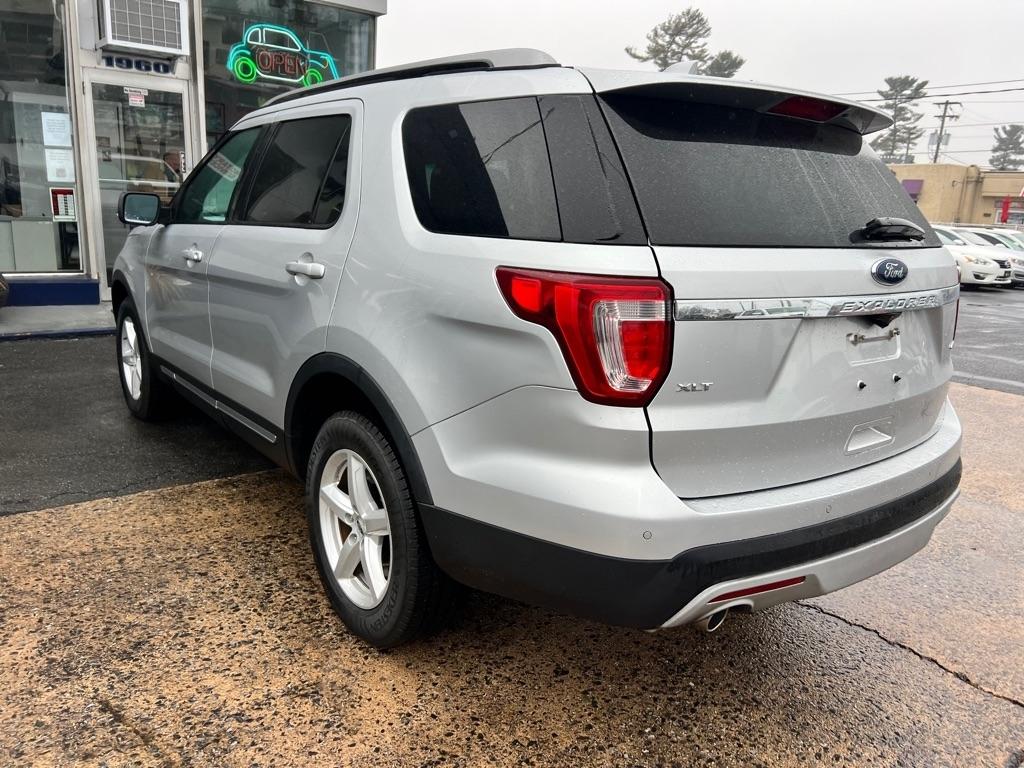 Ford Explorer XLT 4WD 2016