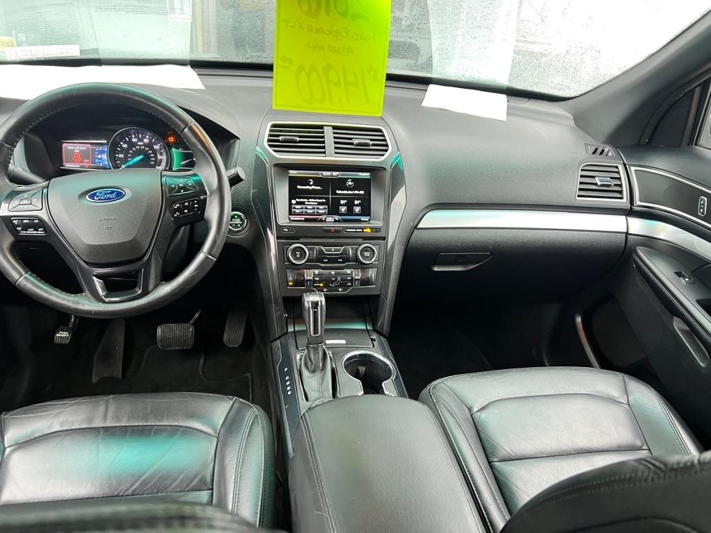 Ford Explorer XLT 4WD 2016