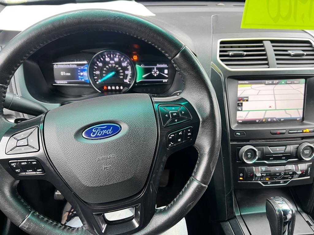 Ford Explorer XLT 4WD 2016