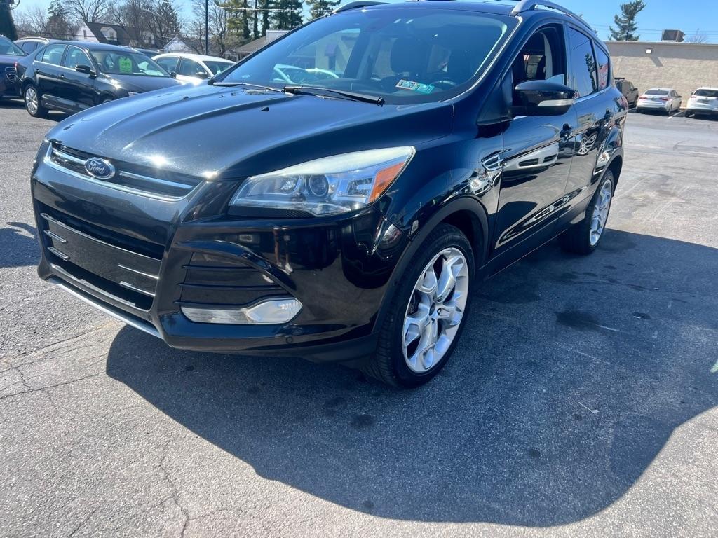 Ford Escape Titanium 4WD 2013