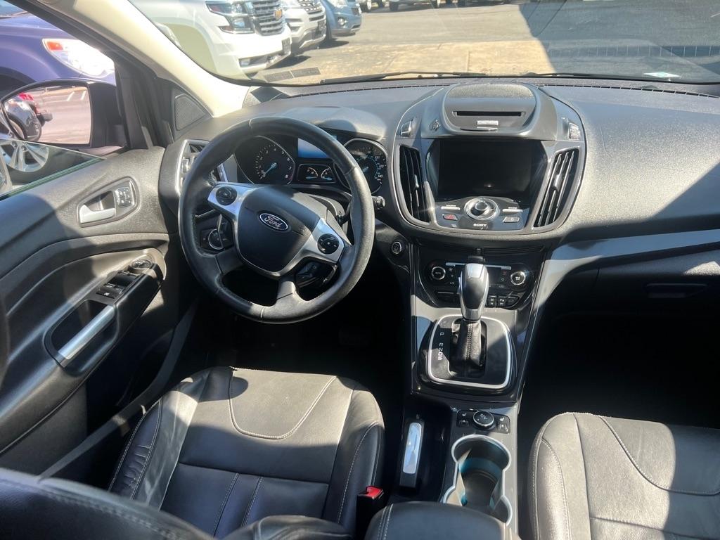 Ford Escape Titanium 4WD 2013