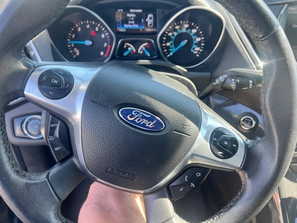 Ford Escape Titanium 4WD 2013