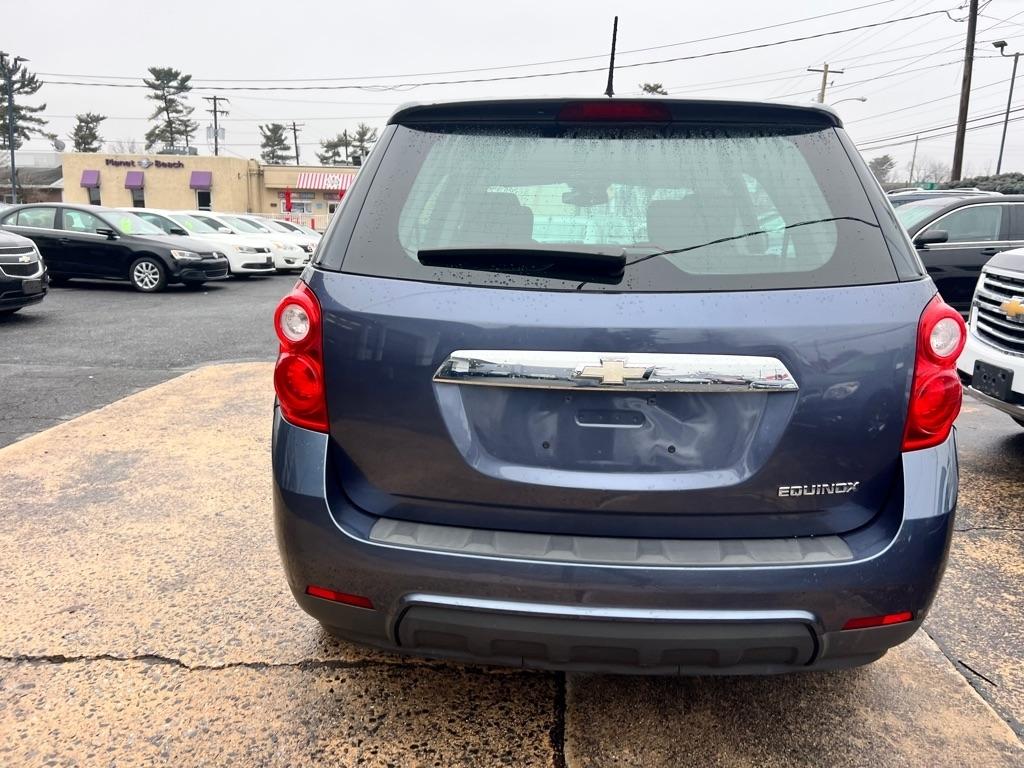 Chevrolet Equinox LS 2WD 2013