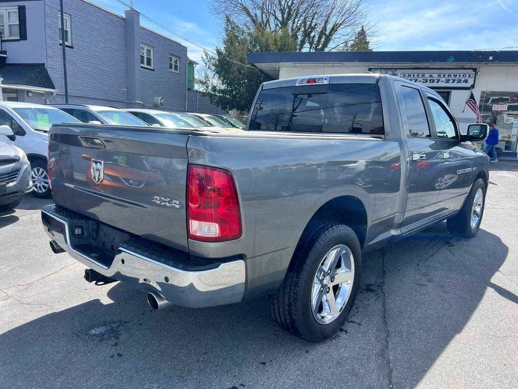 Dodge 1500 SLT Quad Cab 4WD 2011