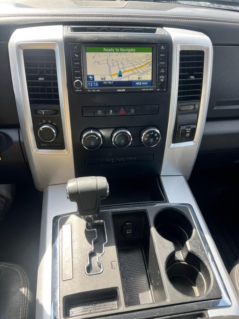 Dodge 1500 SLT Quad Cab 4WD 2011