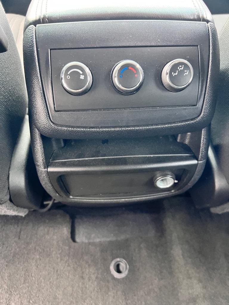 GMC Acadia SLE-1 AWD 2012