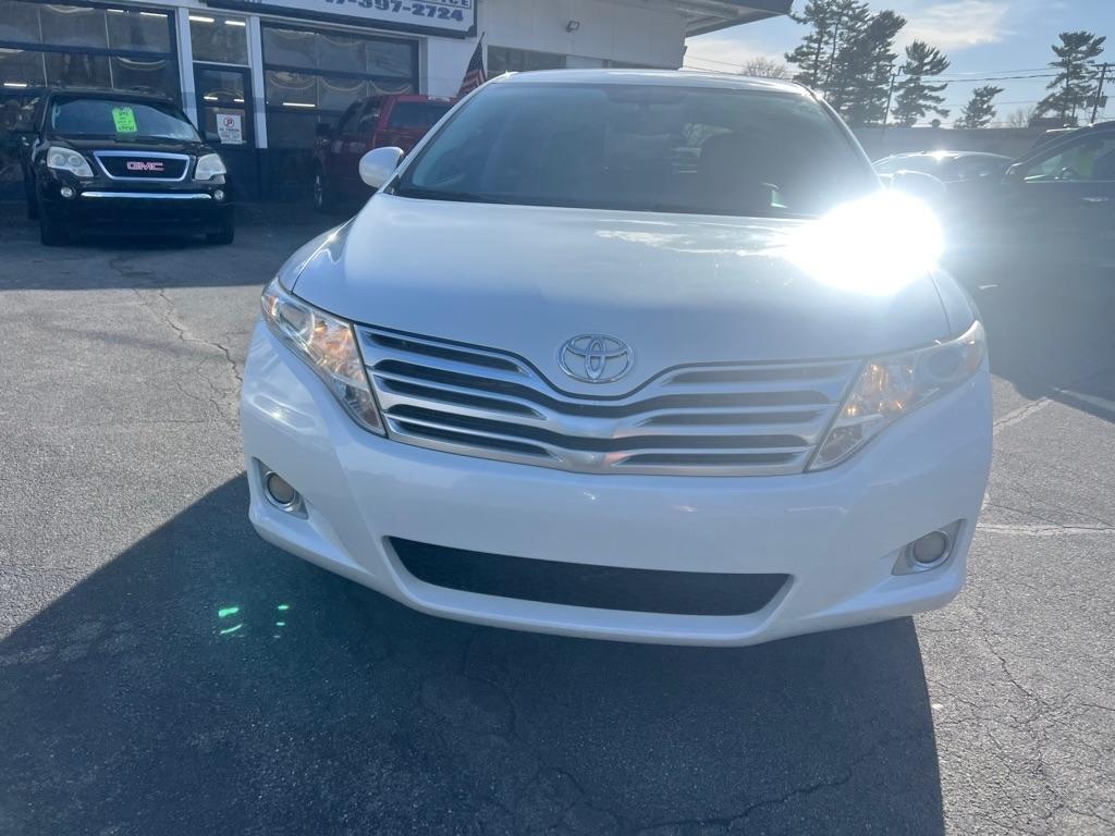 Toyota Venza FWD V6 2011