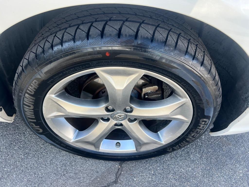 Toyota Venza FWD V6 2011