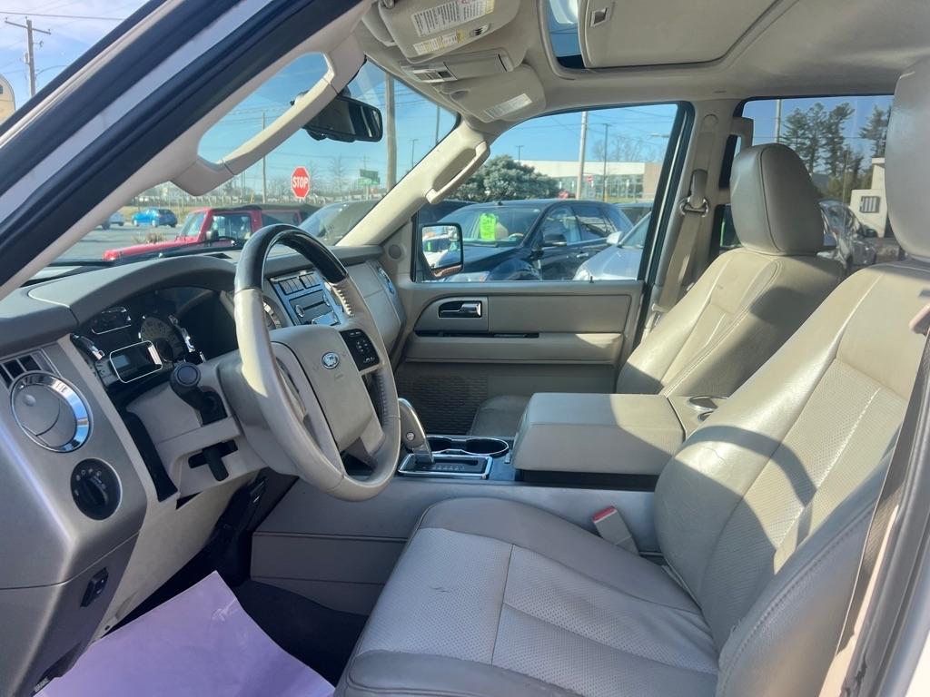 Ford Expedition Limited 4WD 2012