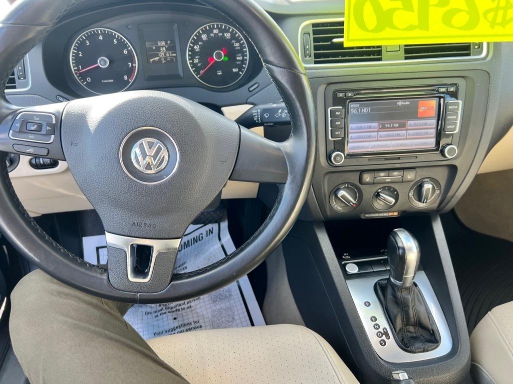 Volkswagen Jetta SE 2014