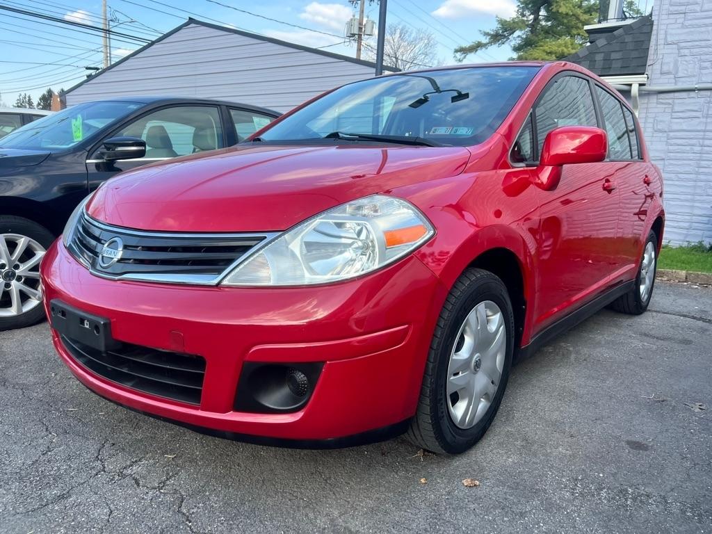 2012 Nissan Versa 1.8 S Hatchback