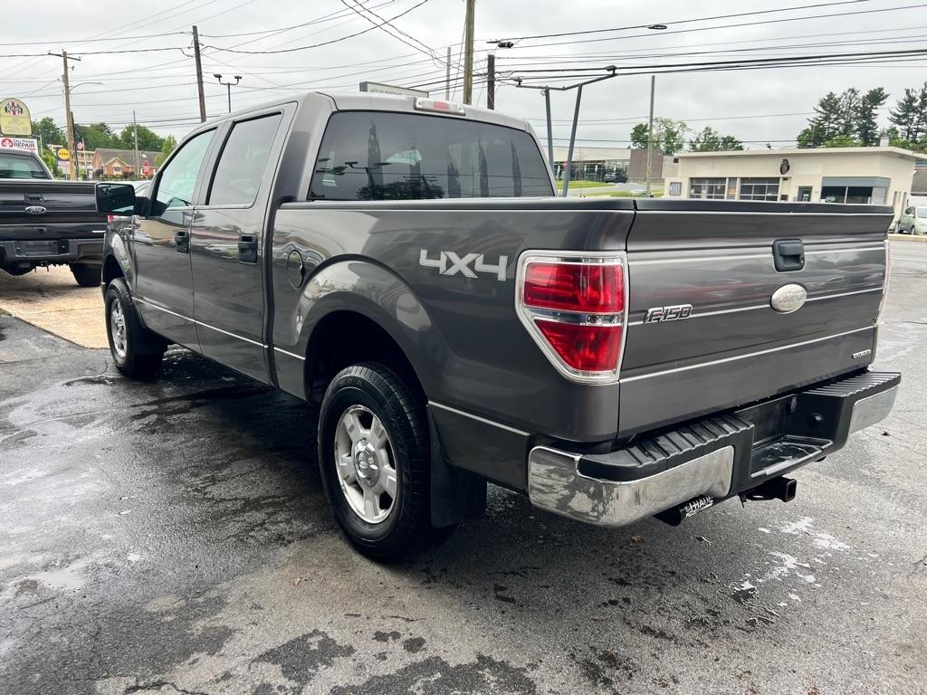 Ford F-150 XL SuperCrew 5.5-ft. Bed 4WD 2012
