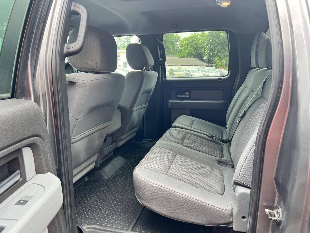 Ford F-150 XL SuperCrew 5.5-ft. Bed 4WD 2012