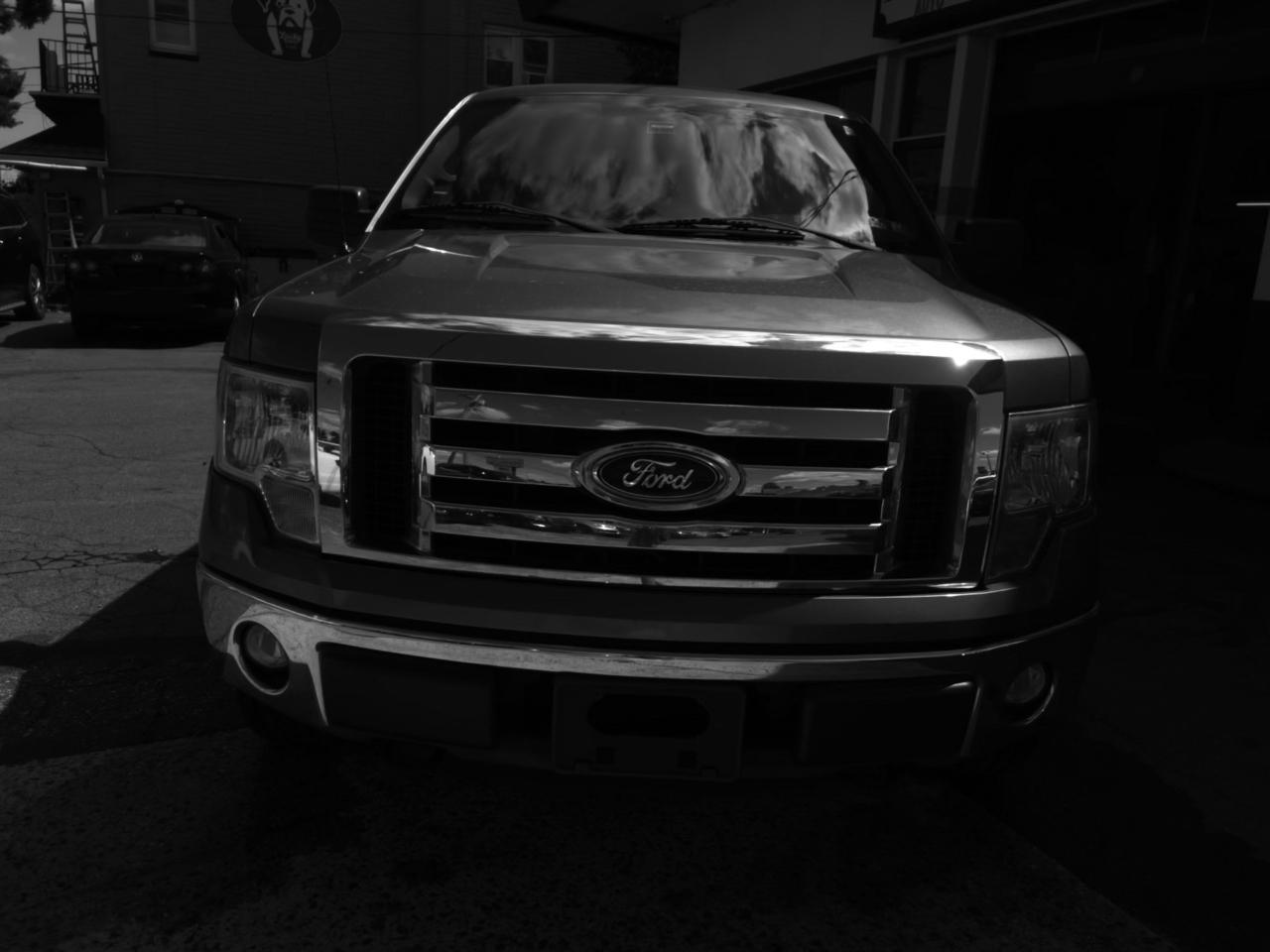Ford F-150 XL SuperCrew 5.5-ft. Bed 4WD 2012