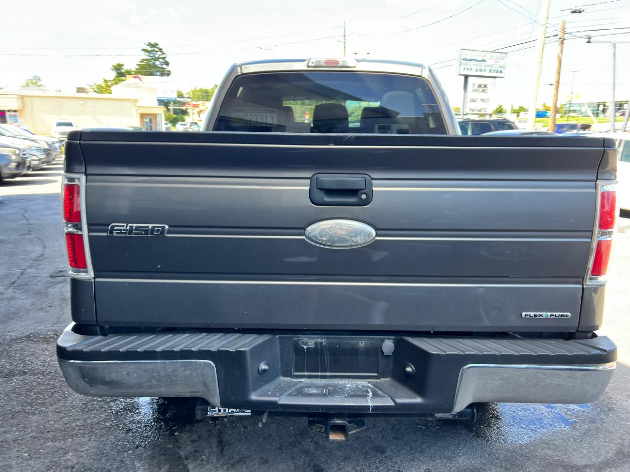Ford F-150 XL SuperCrew 5.5-ft. Bed 4WD 2012