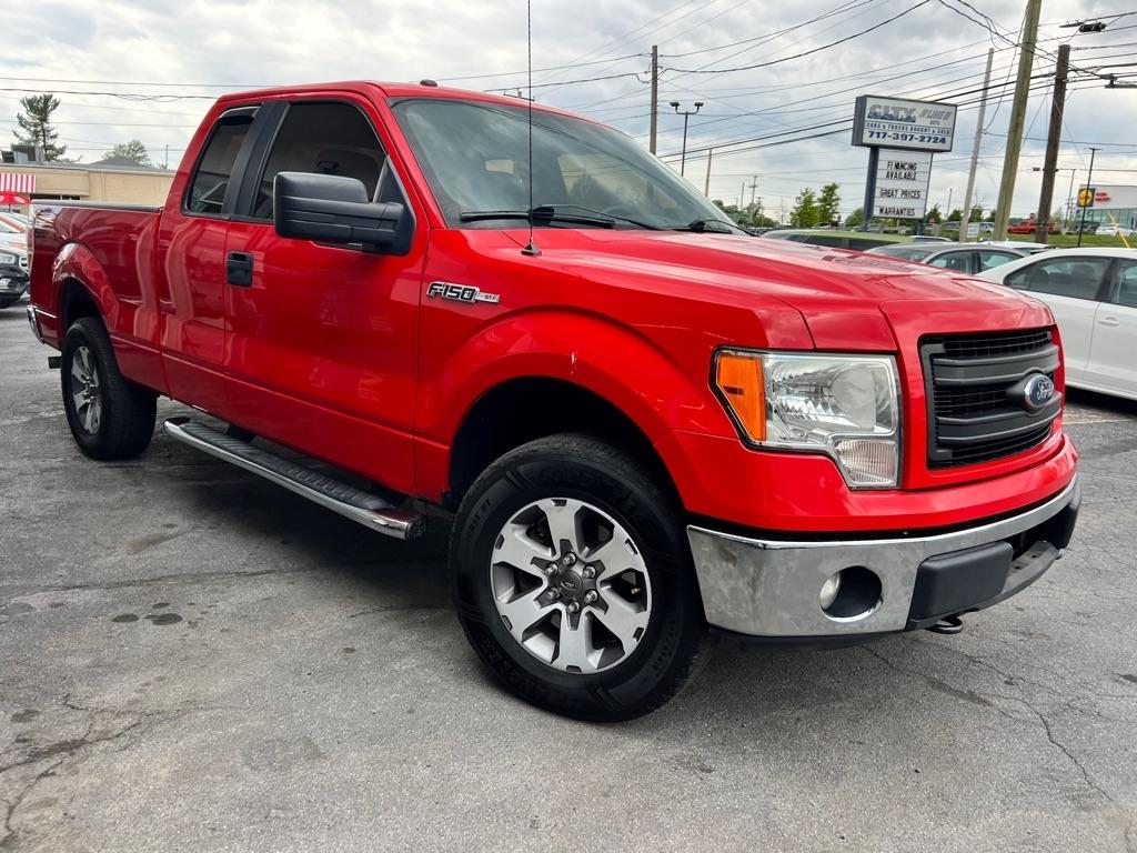 Ford F-150 XL SuperCab 8-ft. Bed 4WD 2013