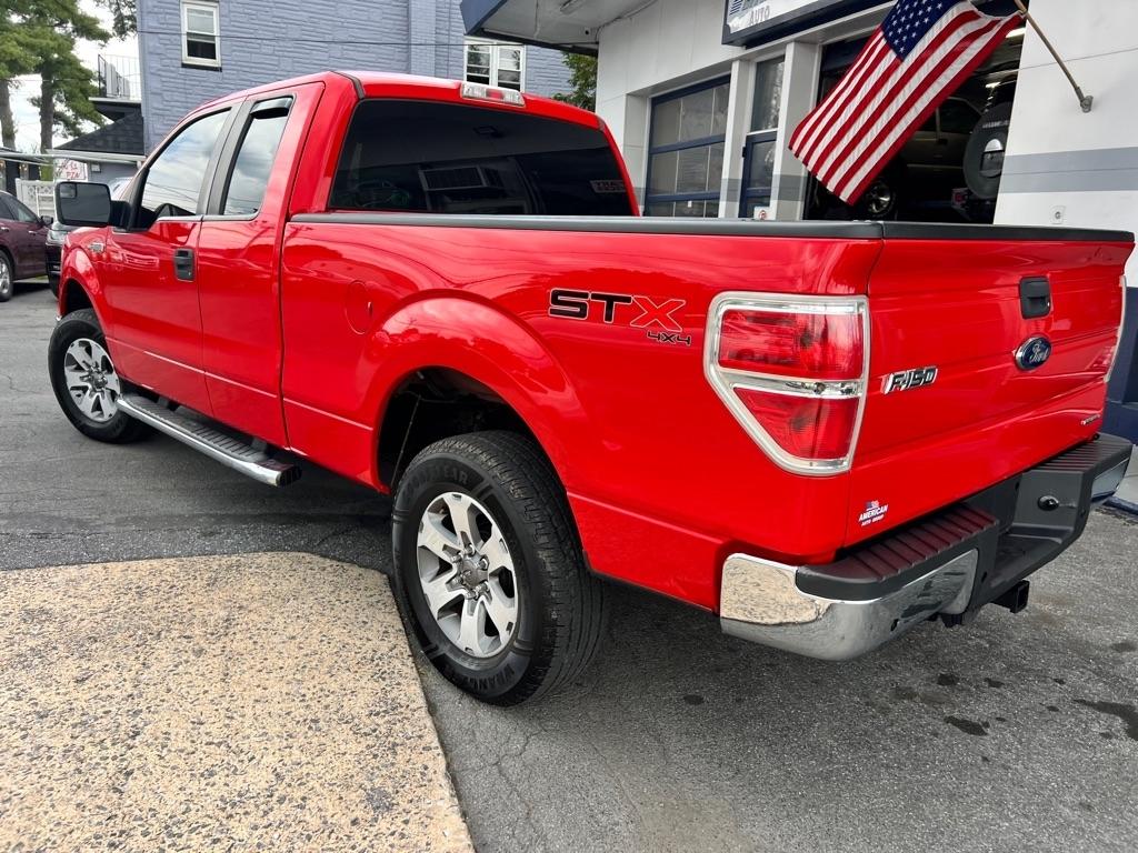 Ford F-150 XL SuperCab 8-ft. Bed 4WD 2013