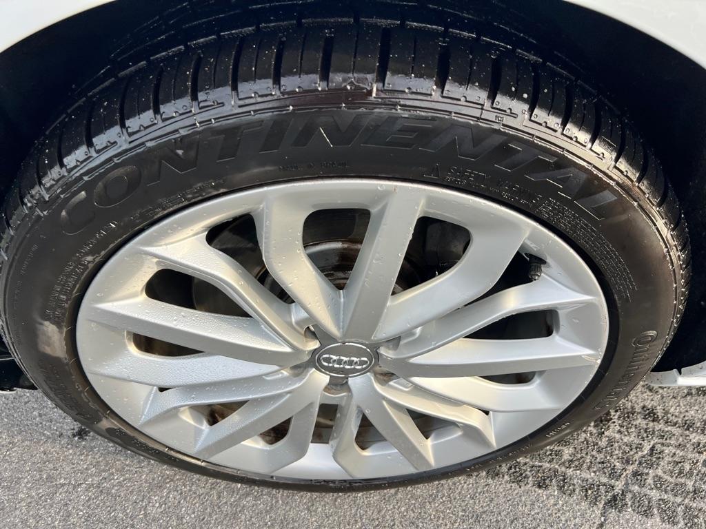 Audi A6 2.0T Premium Sedan FrontTrak Multitronic 2014