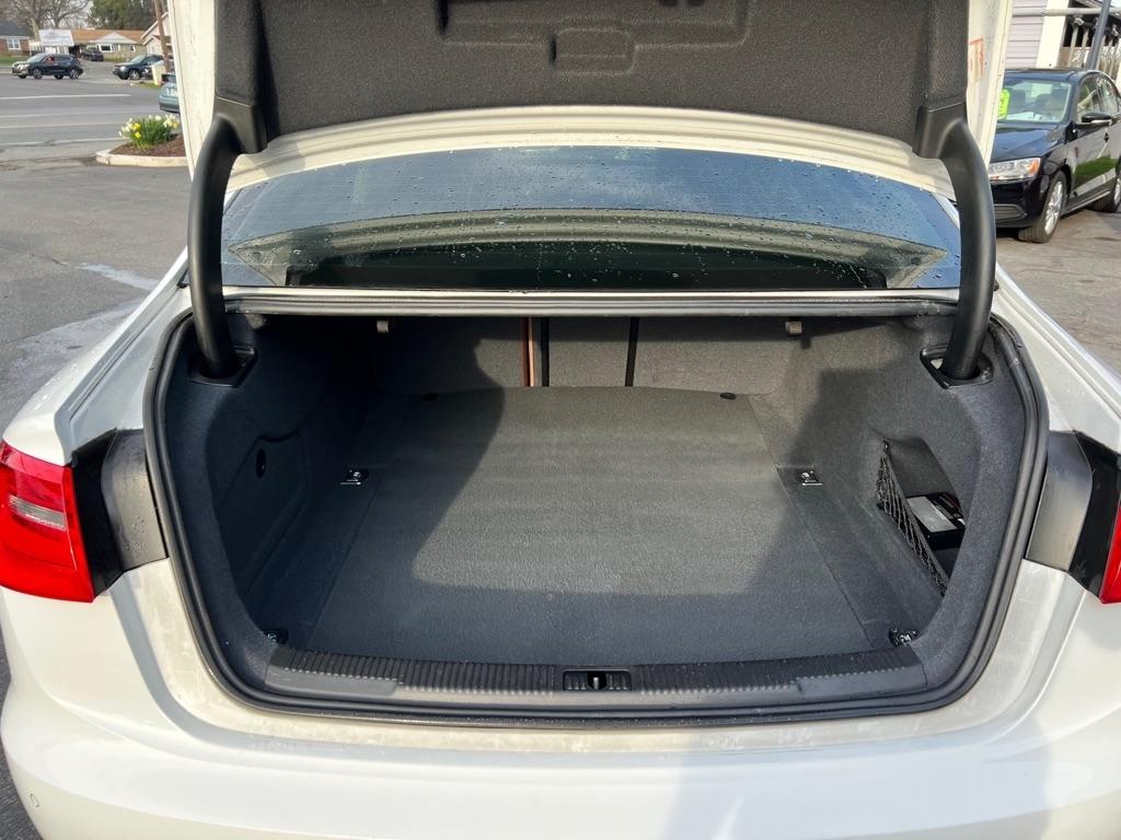 Audi A6 2.0T Premium Sedan FrontTrak Multitronic 2014