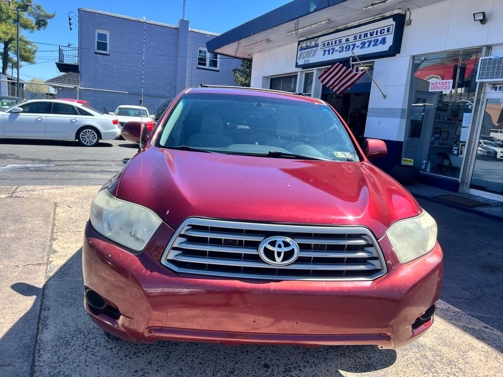 Toyota Highlander Base 4WD 2010